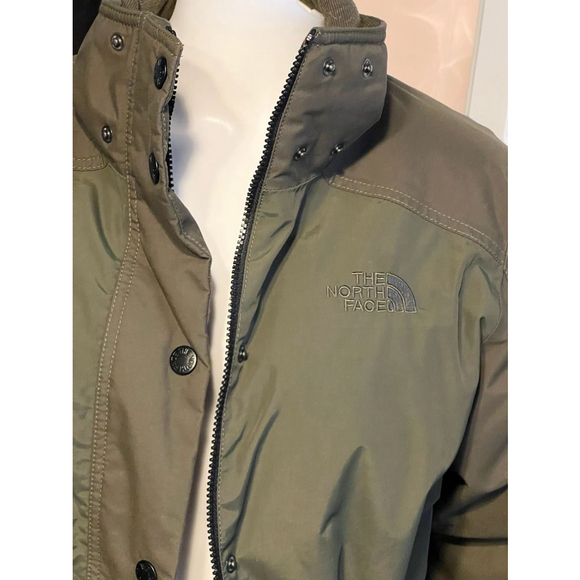 Like New The North Face Zoomie Jacket - Picture 5 of 12